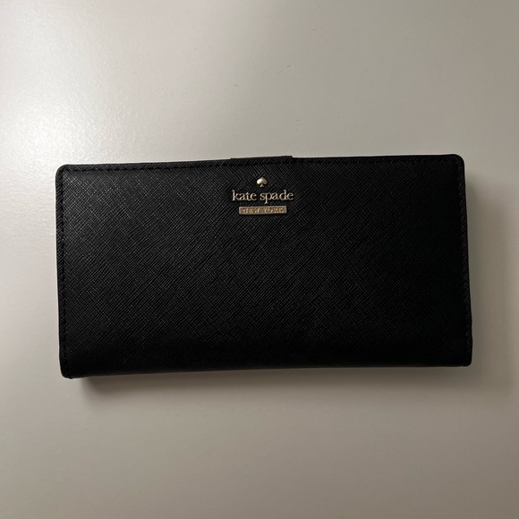 kate spade Handbags - Kate Spade Wallet